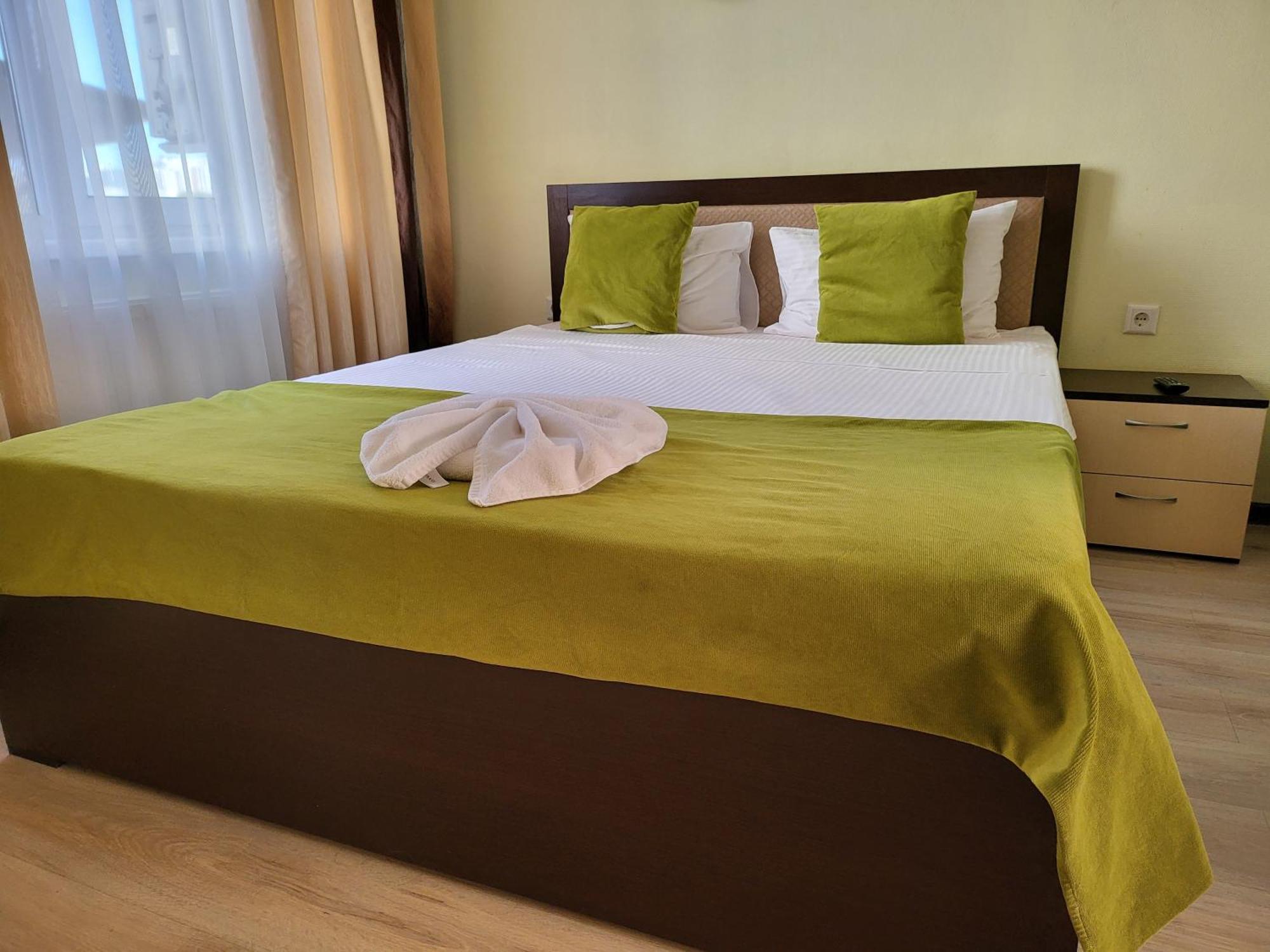 Comfort Hotel Кишинёв Экстерьер фото