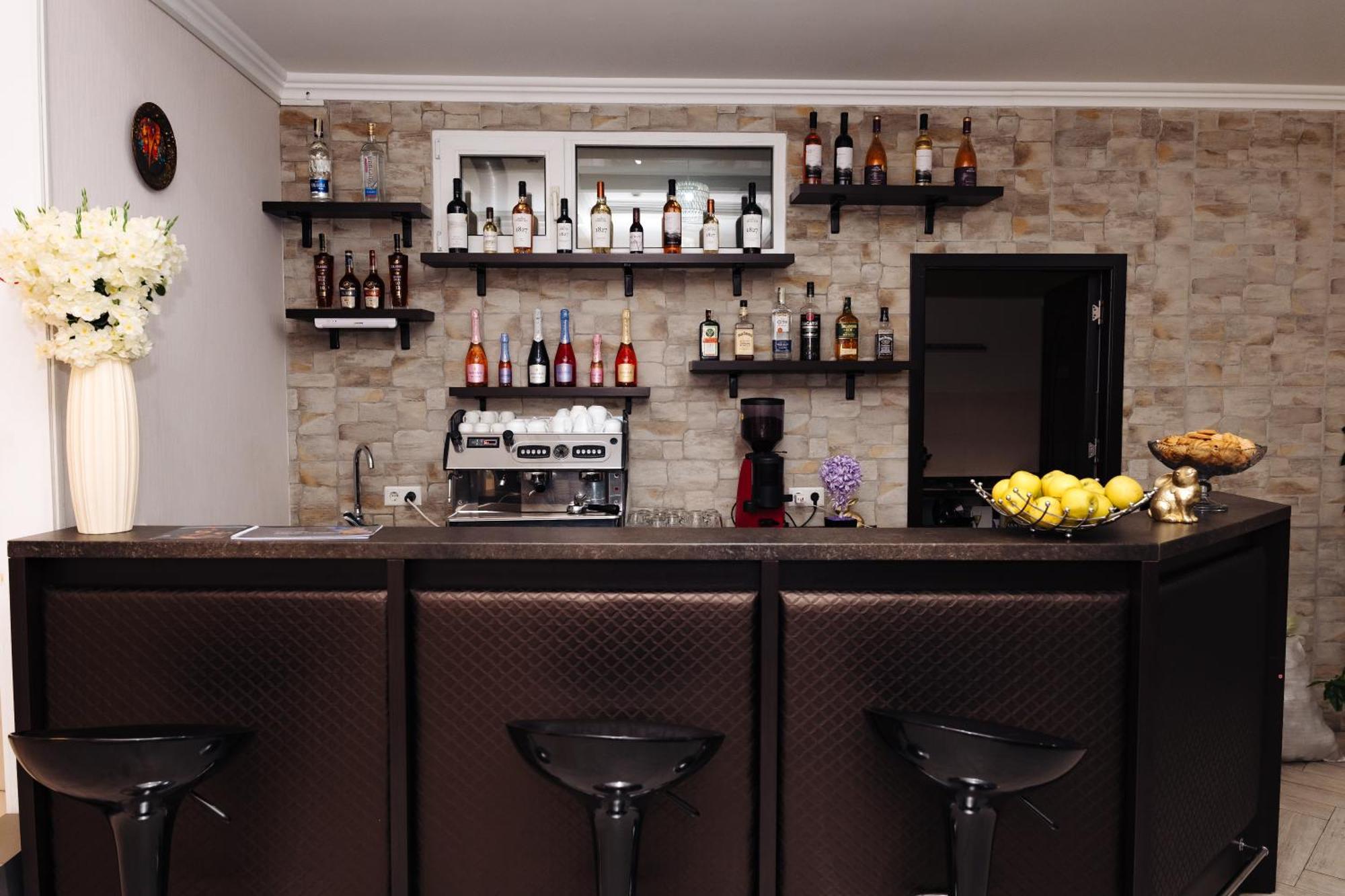 Comfort Hotel Кишинёв Экстерьер фото
